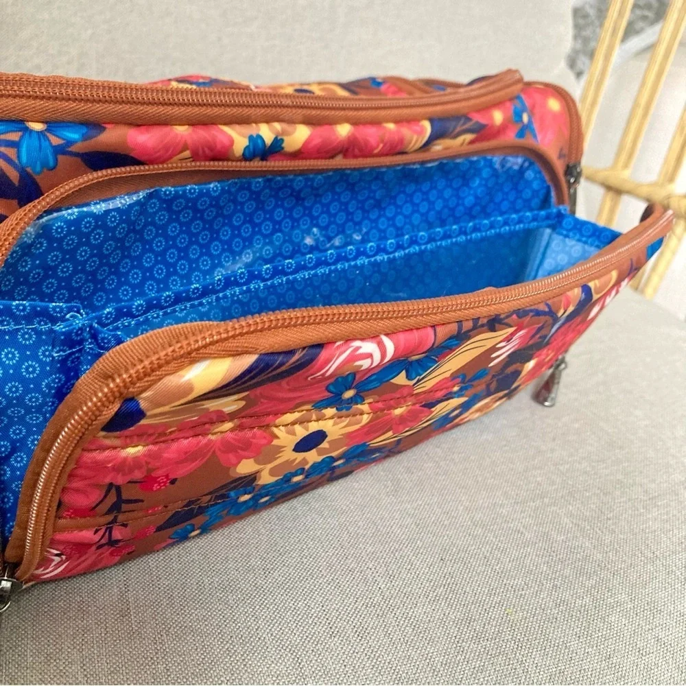 ✈️ Lug XXL Train Case Cosmetic Organizer – Floral Travel Case for Suitcase